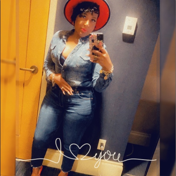 Meet your Posher, La'trice - Picture 1 of 1